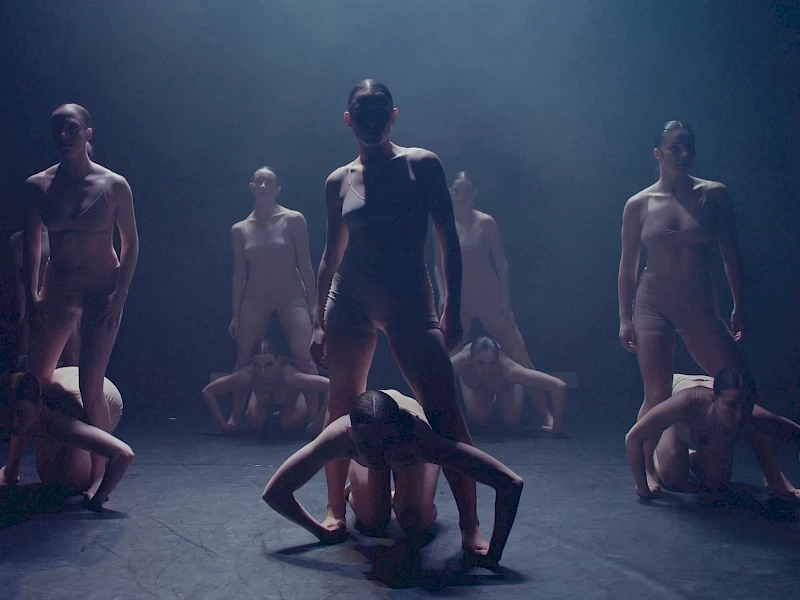 Contemporary Dance Performance von DART Dance Company